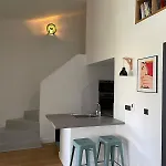 Très Beau Duplex, 2 Chambres, Parking Privé, à 5 Minutes Apartamento