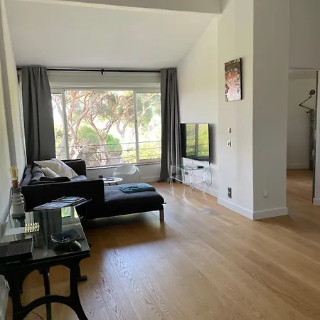 Apartment Tres Beau Duplex, 2 Chambres, Parking Prive, A 5 Minutes